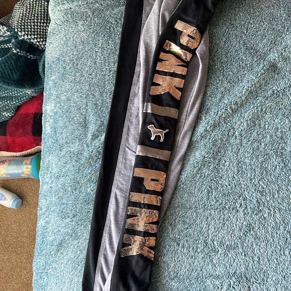 Pink leggings - Picture 2 of 3